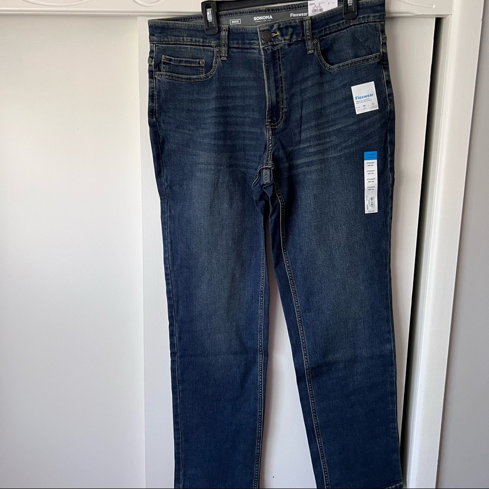 Sonoma stretch jeans, flexware , Straight leg, stretch waist band, 36W 32L